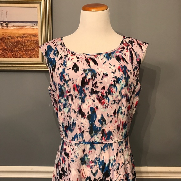 [J. Crew] Flare Dress in Watercolor Floral - Picture 2 of 3